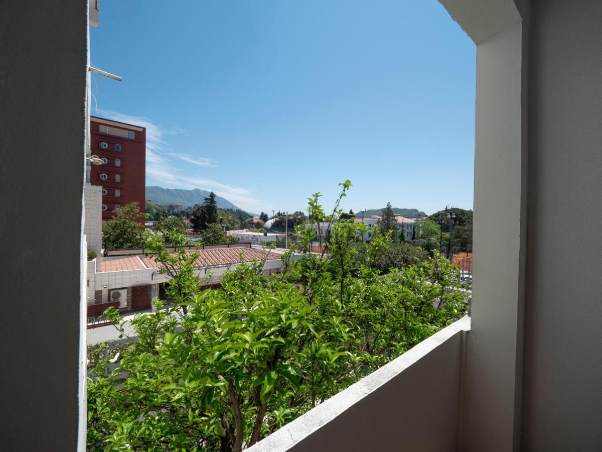 Mediterranean Guest House Balkan Budva Buitenkant foto